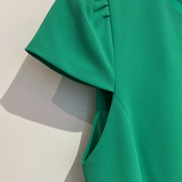 Alice + Olivia fitted cap-sleeve mini dress - Picture 3 of 8